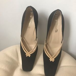 Black and Tan Minelli’s